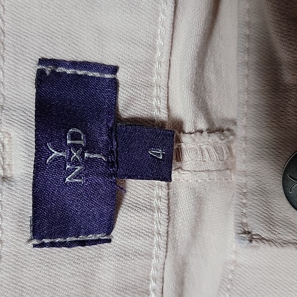 NYDJ DAYLA Wide Cuff Capri Size 4 - Picture 5 of 14